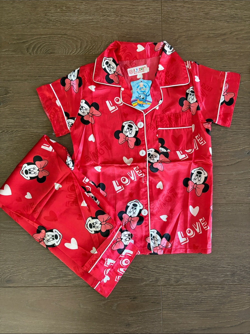 Girls' Minnie Mouse Red Short-Sleeve Pajama Set - Cartoon Heart Print